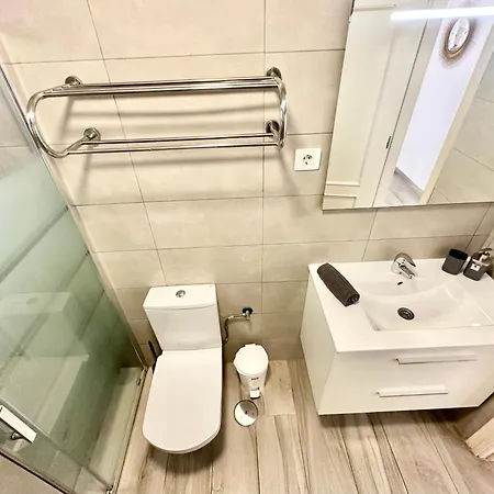 Apartment Mango Sorbet Super Central, 3 Desks, High Speed Internet, 3 Bedrooms And 2 Bathrooms Corralejo