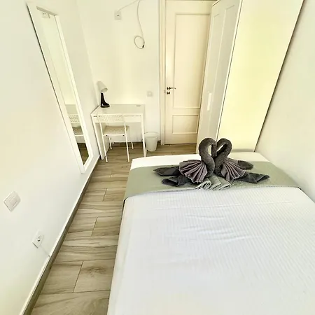 Mango Sorbet Super Central, 3 Desks, High Speed Internet, 3 Bedrooms And 2 Bathrooms * Corralejo