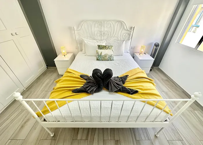 Appartamento Mango Sorbet Super Central, 3 Desks, High Speed Internet, 3 Bedrooms And 2 Bathrooms